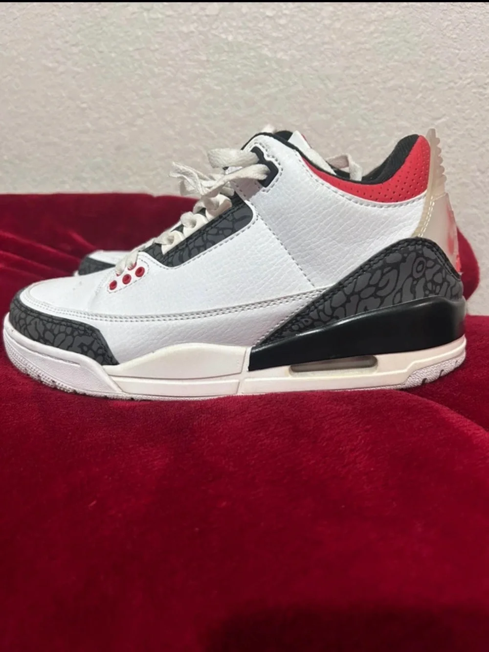 Nike White Black Red Air Jordan 3 Style Sneakers